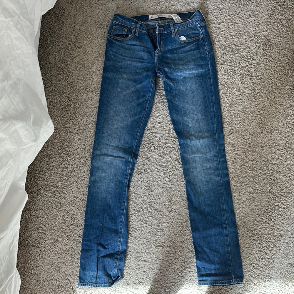 Never worn,